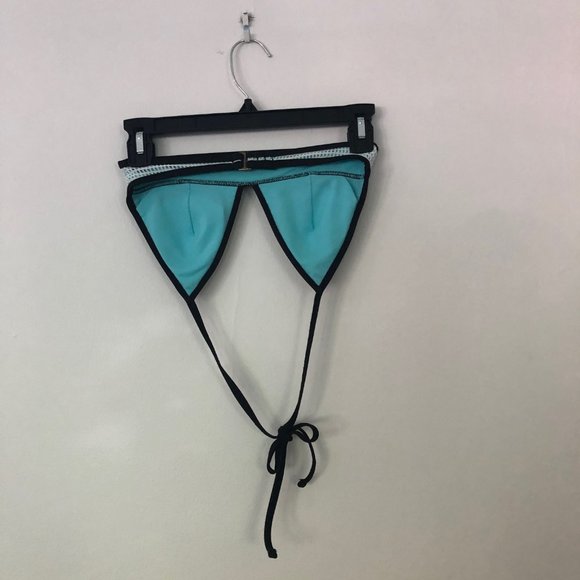 Green and Blue Triangle Bikini Target - Picture 3 of 3